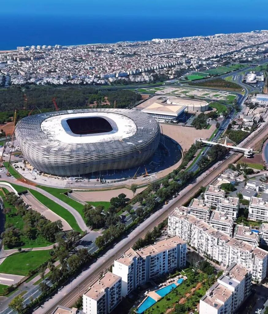 إقبال كبير على أول مباراة في ملعب الرباط الجديد