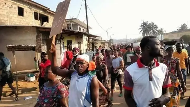 مظاهرات بساحل العاج مناهضة لواتارا