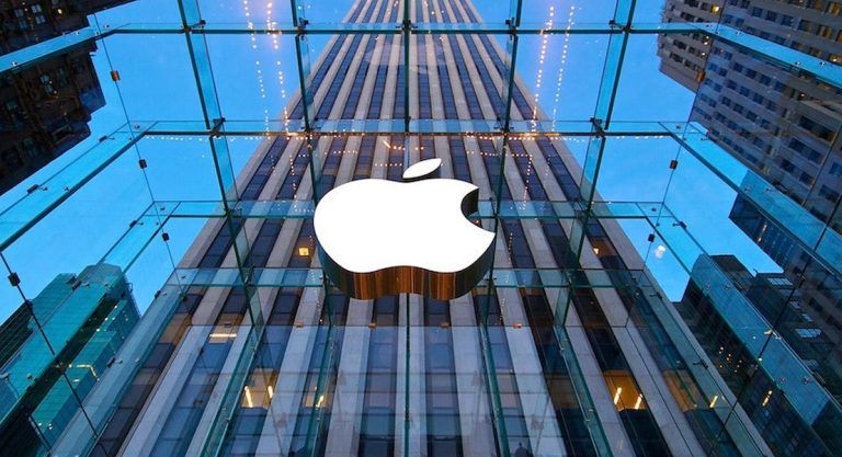 آبل تصبح ثالث أكبر شركة في العالم بقيمة 4 تريليونات دولار